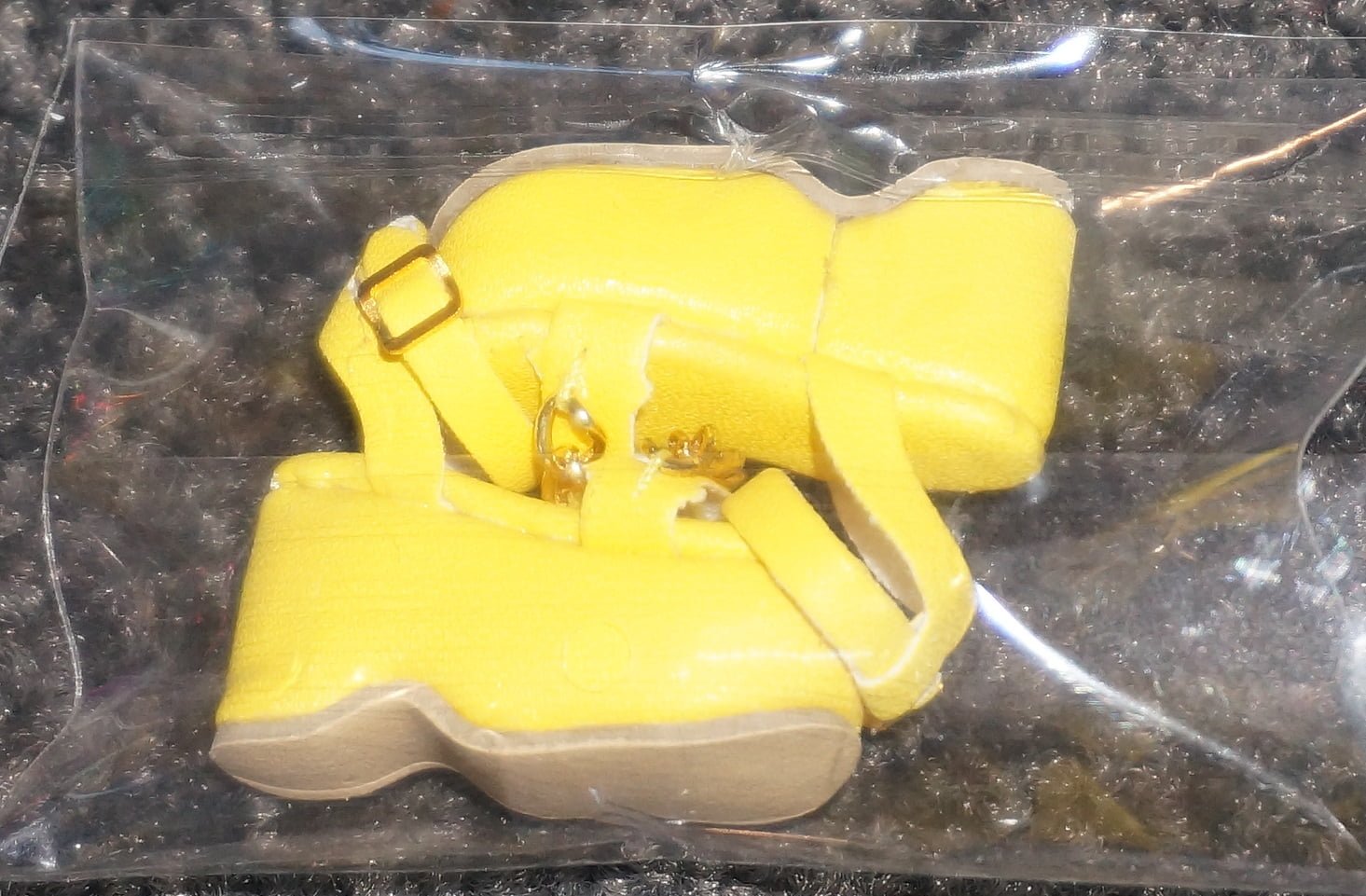 Pride yellow shoes for Fashion Royalty - Image 2