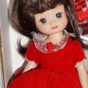 Tiny Betsy McCall "Has a Happy Holiday"