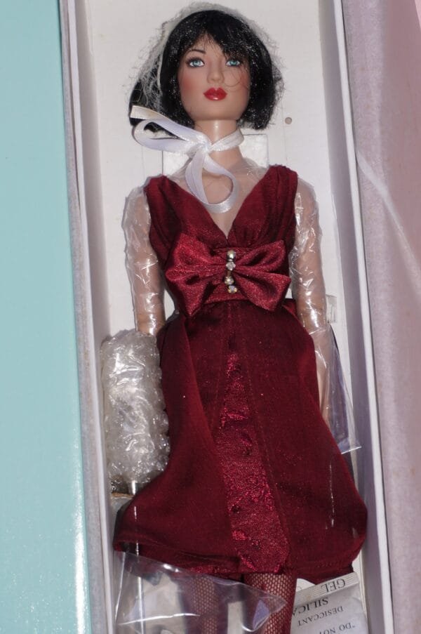 Tonner Carrie "Kir Royale" Kit MIB - Image 3