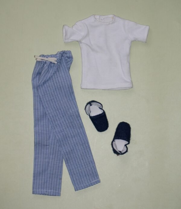 Tonner male Matt O'Neill "Tee and PJs" top pants slippers
