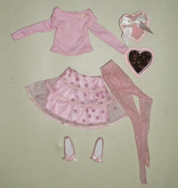 Marley Wentworth "Valentine Sweet" outfit
