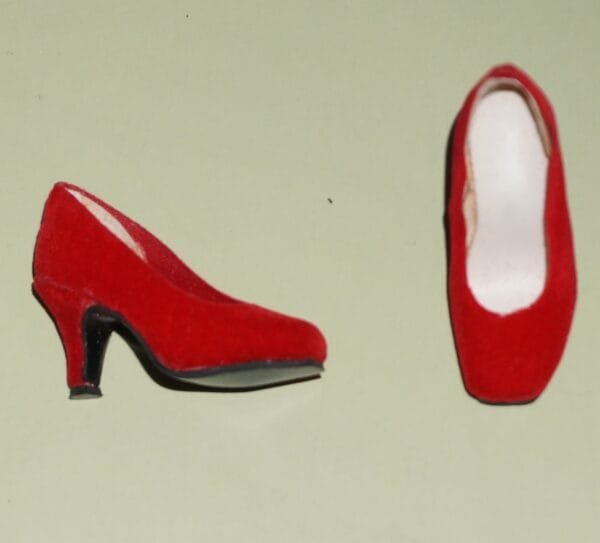 Red pumps for Tonner Tyler or Gene