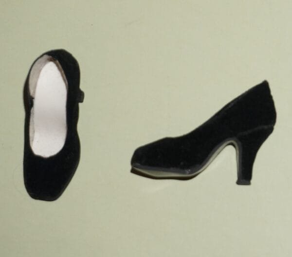 Black pumps for Tonner Tyler or Gene