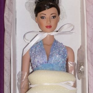 Tonner Carrie "Watercolor Cool"