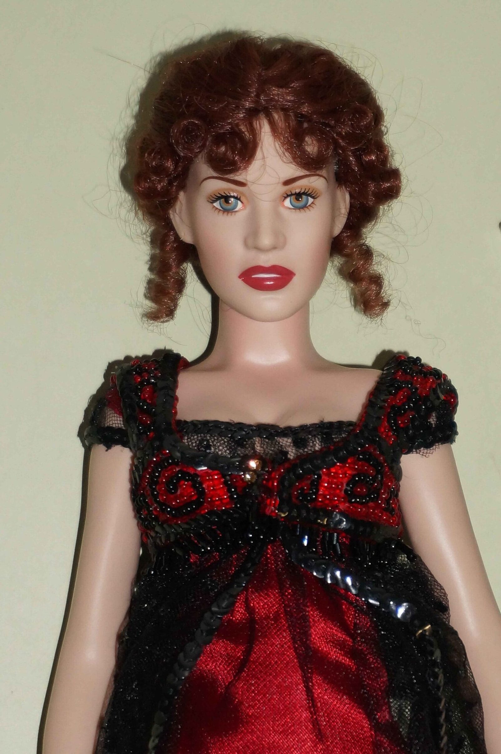 Titanic Rose 16 inch Vinyl Portrait doll by Franklin Mint