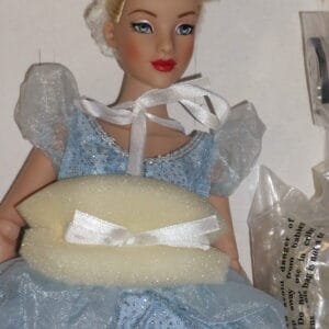 Tonner Disney Showcase "Cinderella"