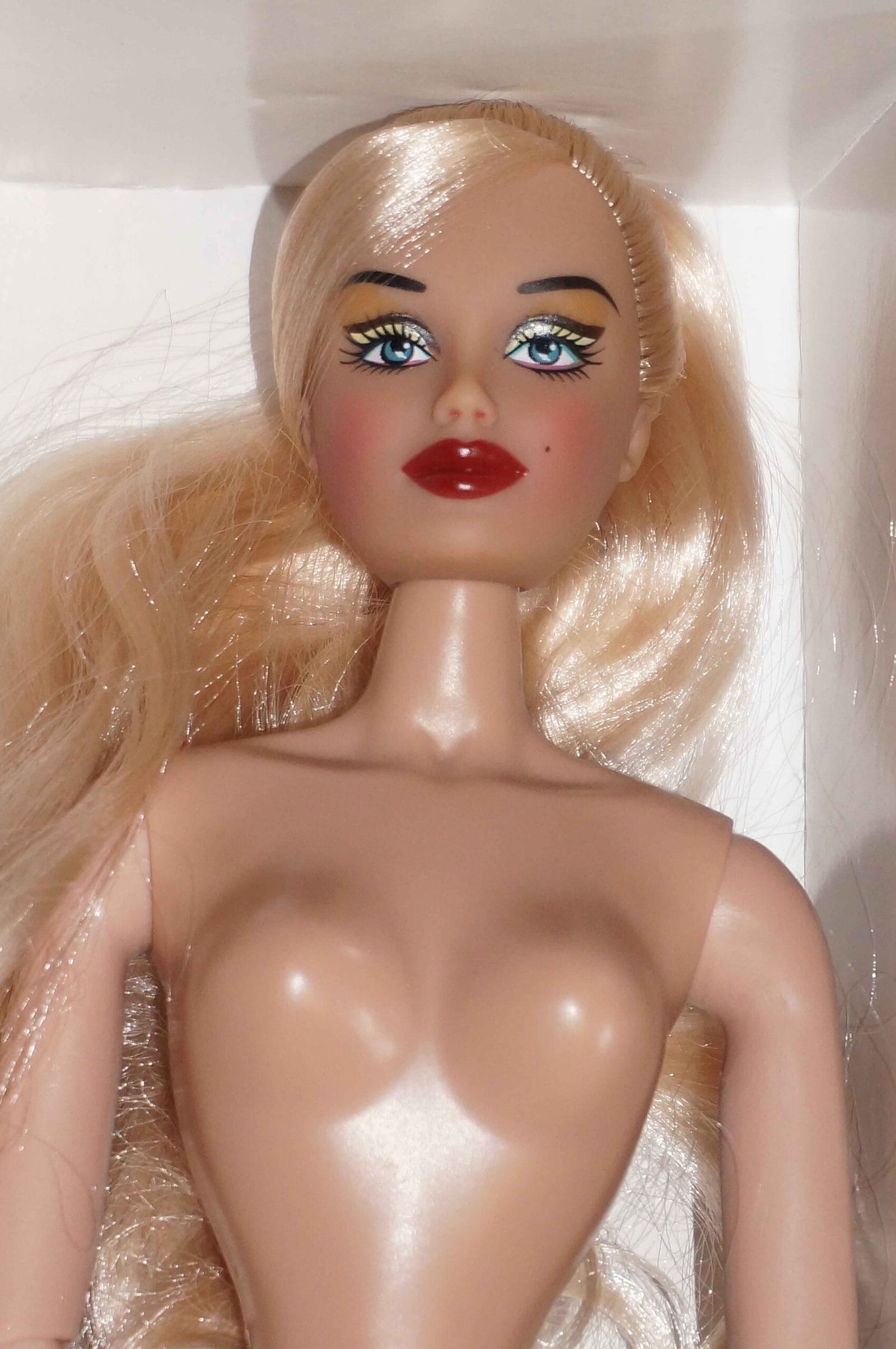 16" Hamilton Toys "Candi" doll blonde