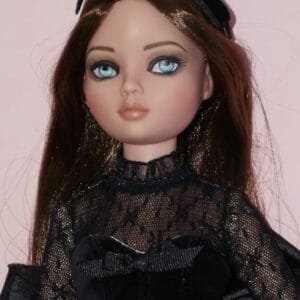 Ellowyne Wilde "Just Another Year"