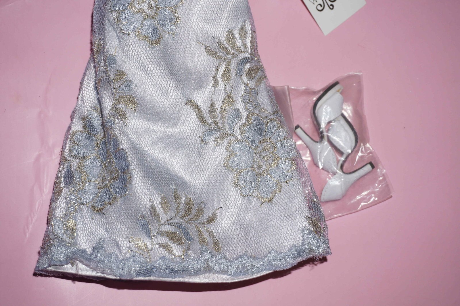 Tonner Kit "Gracie" LE80 Convention helper doll - Image 3