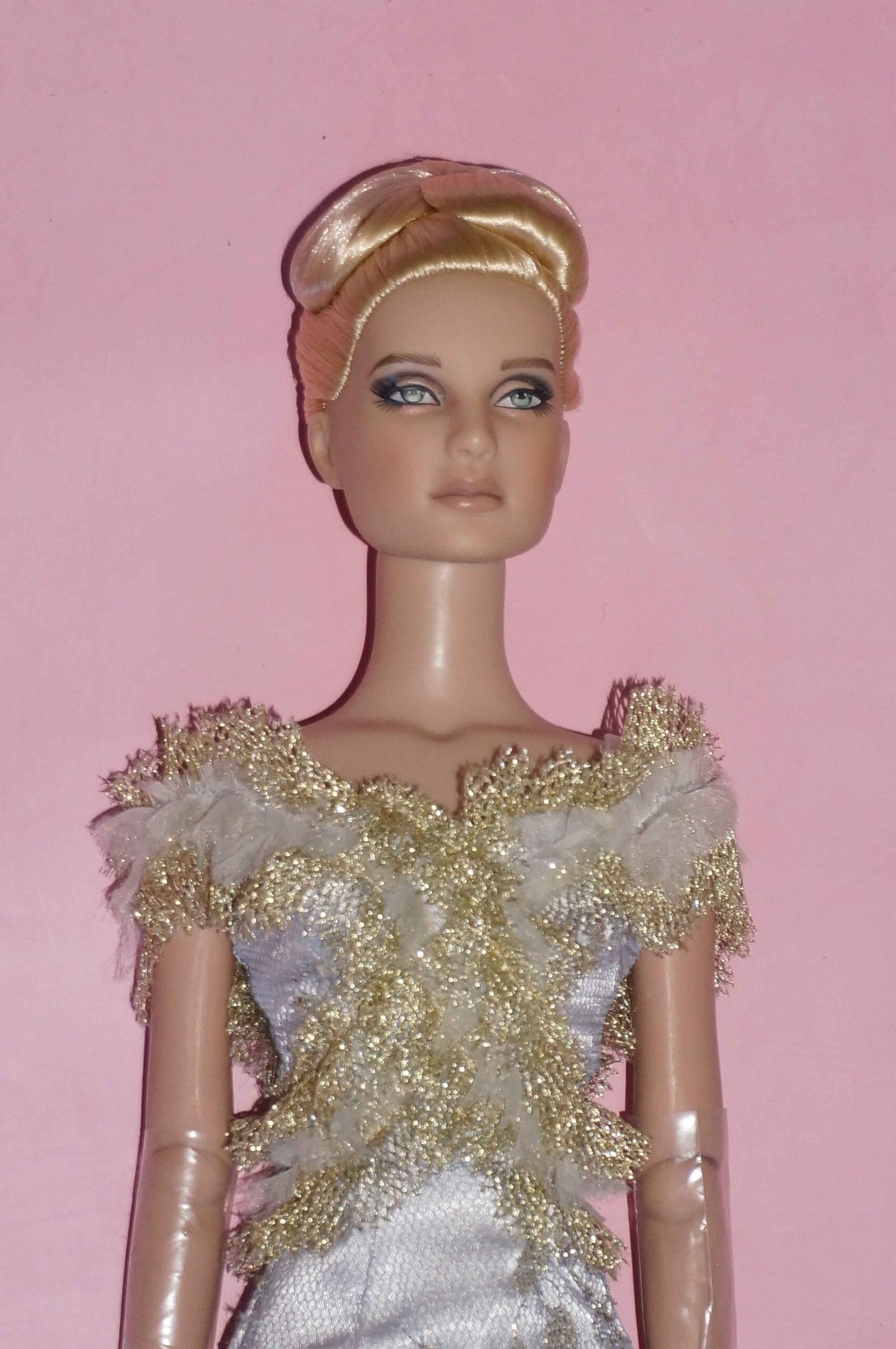 Tonner Kit "Gracie" LE80 Convention helper doll