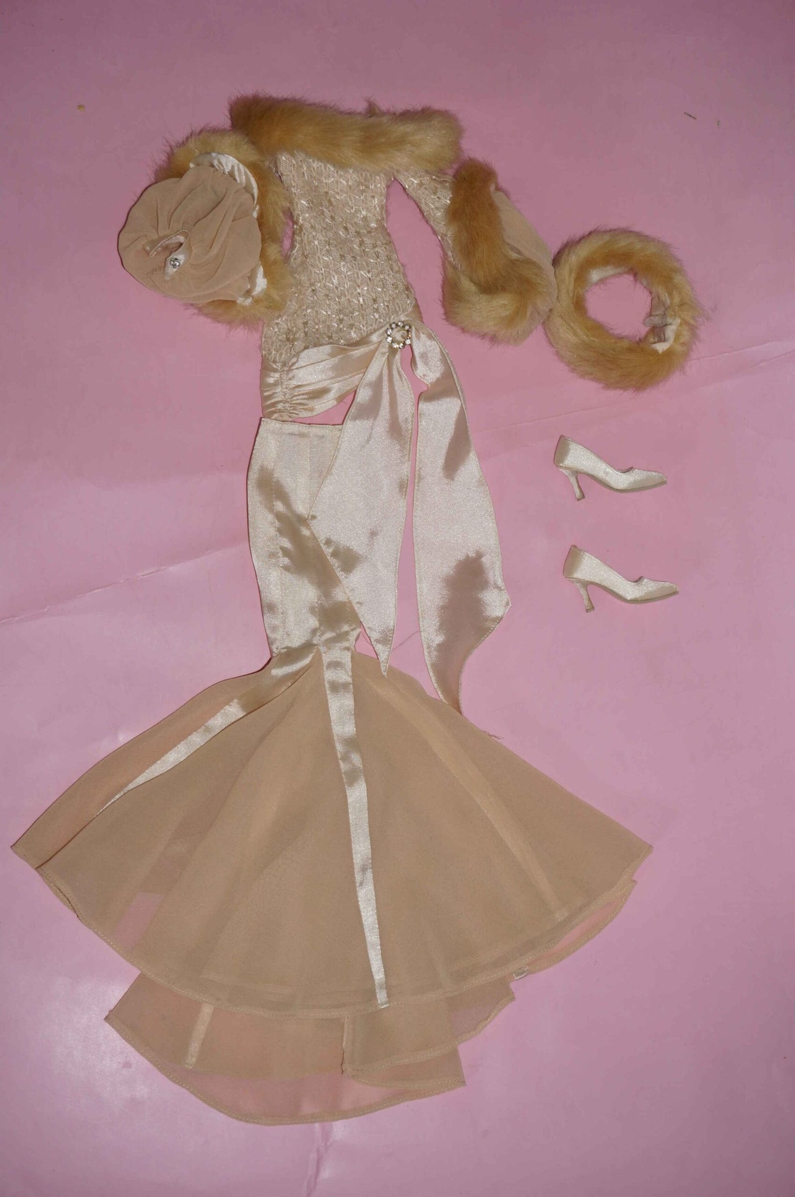 Evangeline Ghastly "Christmas in Ipswich" Angelique outfit