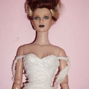 Tonner Mummy Dearest Re-Imagination 16"